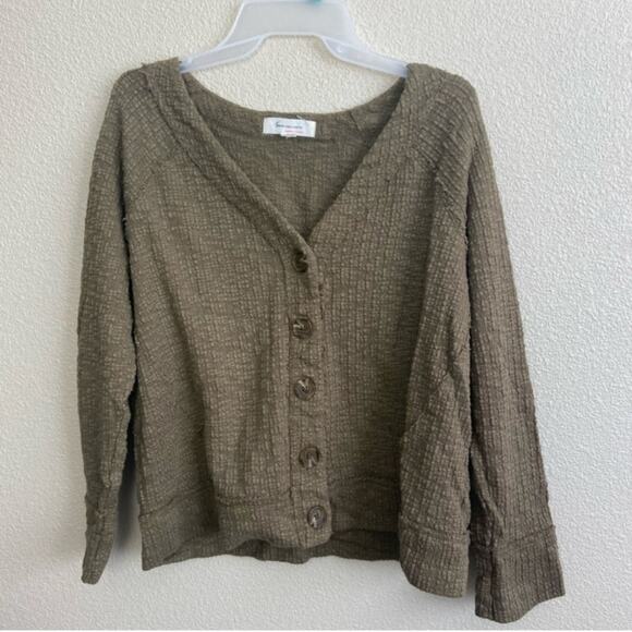 Vince Camuto Button Down Sweater Size Large - Picture 2 of 6